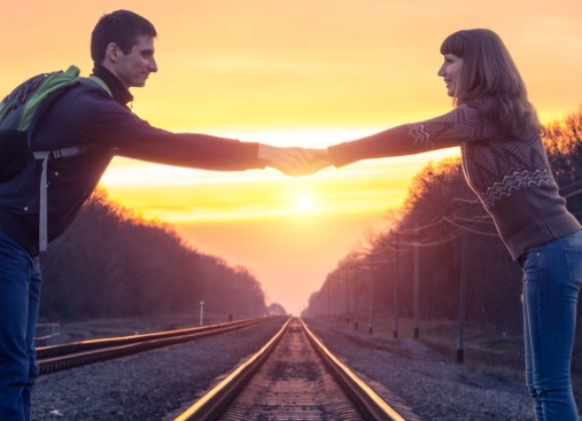 Jatuh cinta adalah terapi