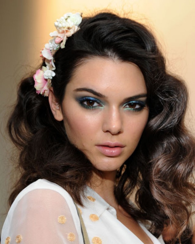 Eyshadow hijau biru