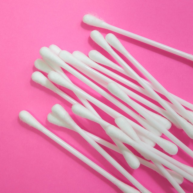 Penggunaan cotton bud dan alkohol