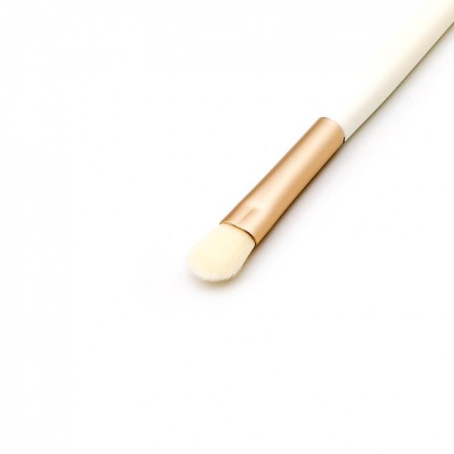 Eyeshadow brush