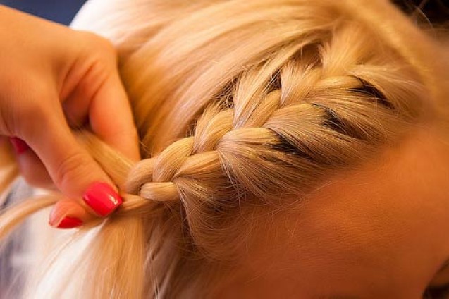 French braid hair