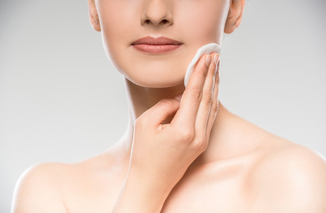 Cleansing wipes